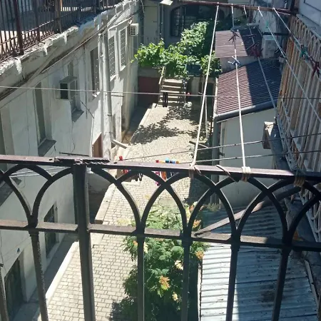 сдам квартиру посуточно. новый рынок.